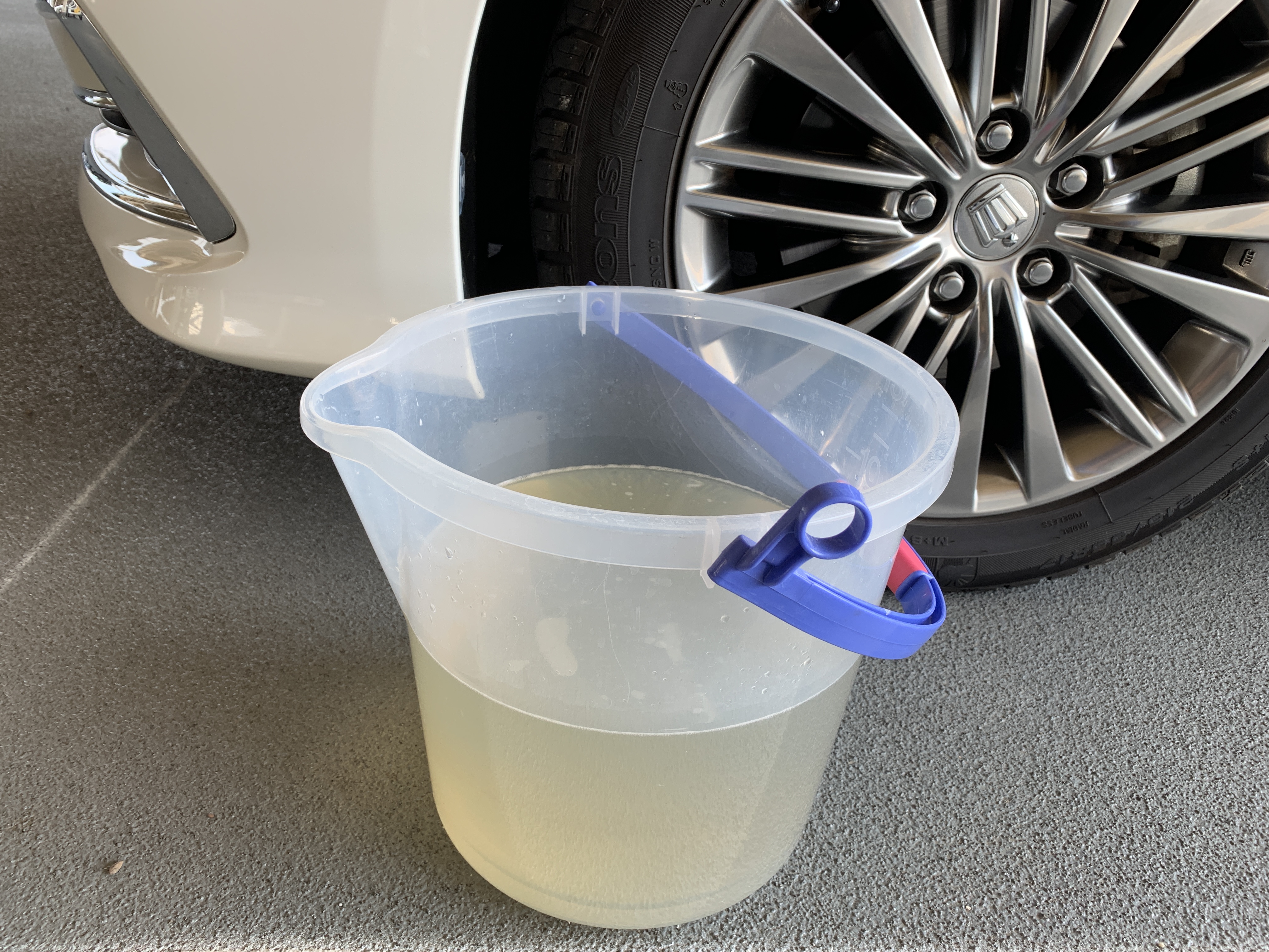 トヨタ クラウン 16年 210系 エバポレーター洗浄 車の臭い気になりませんか 空気の洗車屋さん